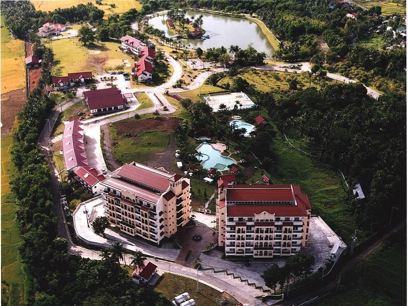 Graceland Estates And Country Club Otel Lucena Dış mekan fotoğraf